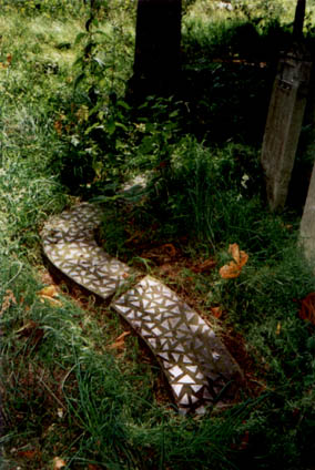 Catherine Yass mosaic, Rosary cemetery