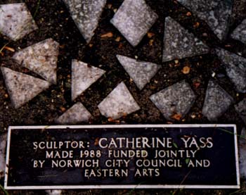 Catherine Yass mosaic, Rosary cemetery