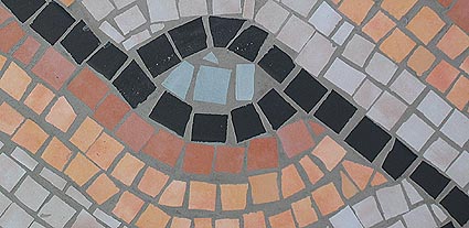 Mosaic after grouting