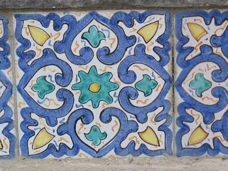 Floral design tiles