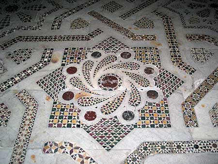 cosmati floor mosaic