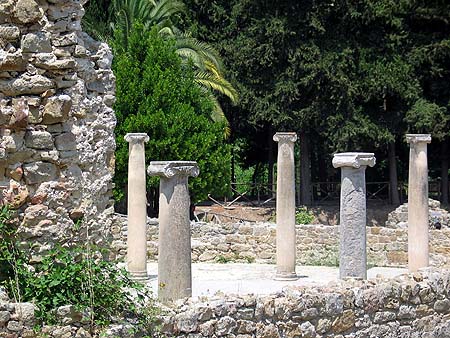 atrium with columns