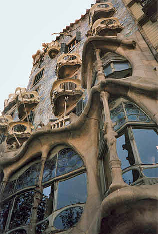 front of Casa Batllo, Barcelona